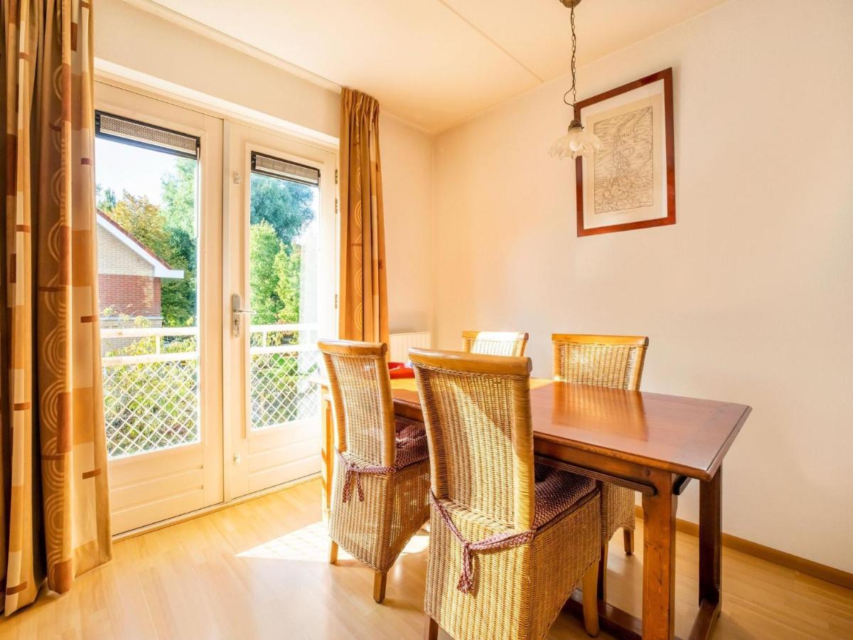Comfy Holiday Home In Hoorn With French Balcony 外观 照片